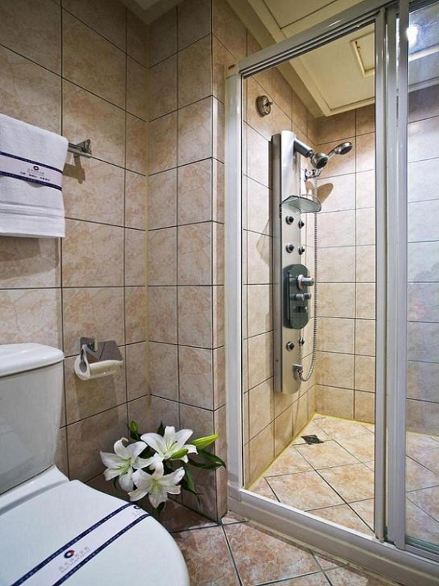 טאיצ'ונג Kao Yuan Hotel - Zhong Shan מראה חיצוני תמונה