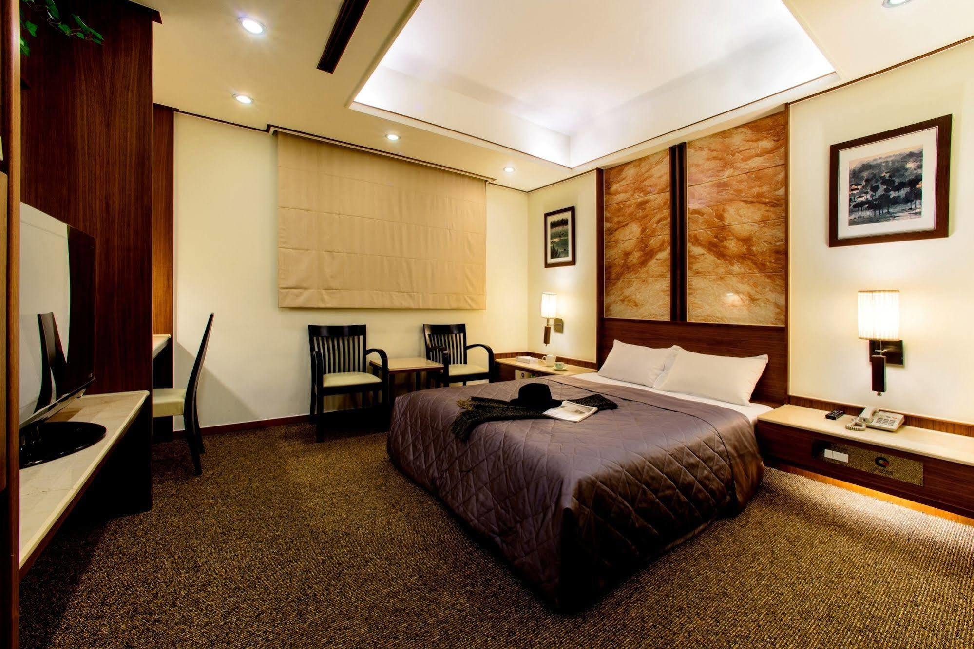 טאיצ'ונג Kao Yuan Hotel - Zhong Shan מראה חיצוני תמונה
