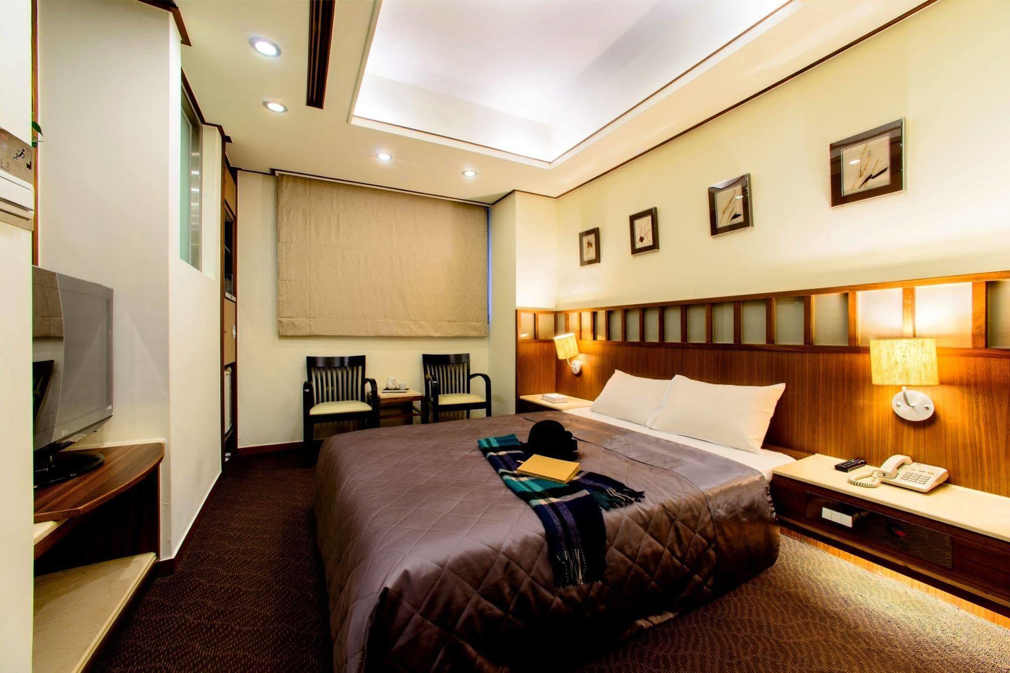 טאיצ'ונג Kao Yuan Hotel - Zhong Shan מראה חיצוני תמונה